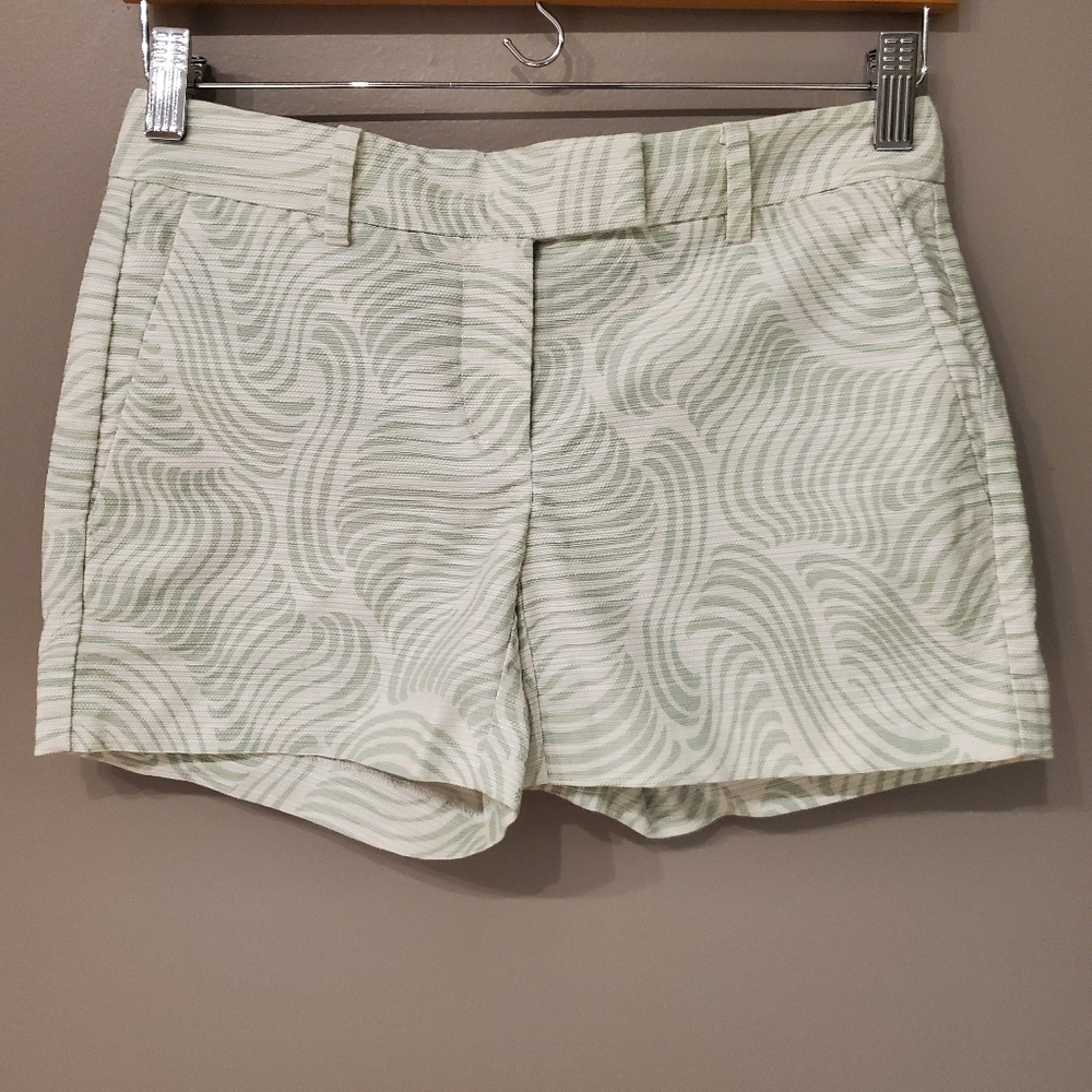 Ann Taylor Petite Devin City Shorts - Size 00P